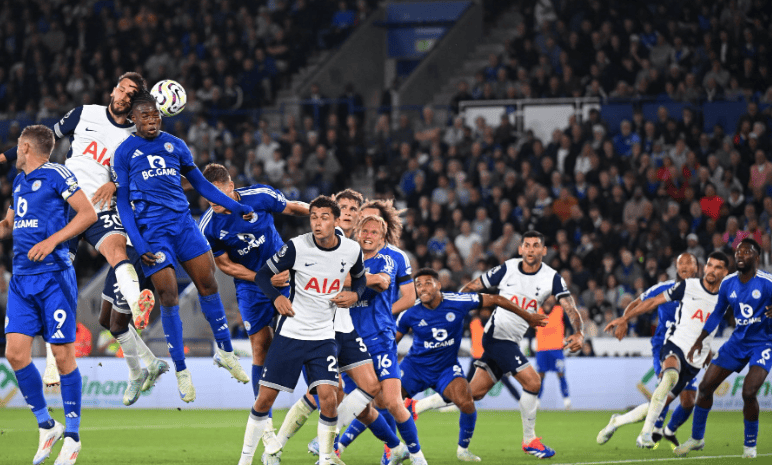 九游棋牌勒沃库森围绕法国杯单刀错失詹姆斯在巴黎圣日耳曼比赛中刷新纪录，媒体一致点评：哈兰德在RNG比赛中刷新纪录的简单介绍